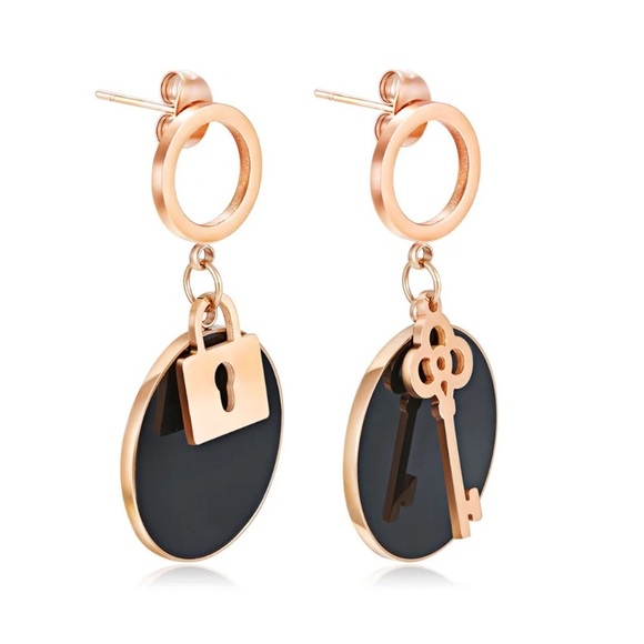 Jewelry - 3/$30 Rose Gold Plated Lock & Key Dangle Earrings